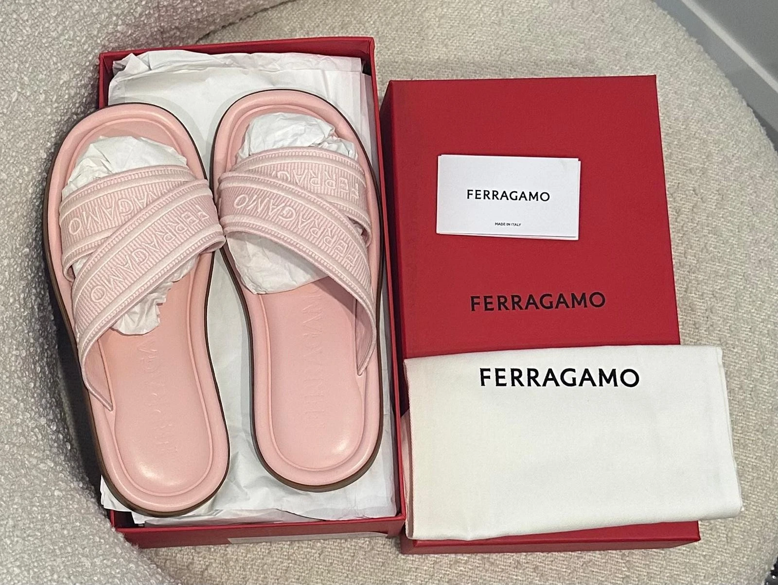 Ferragamo — Salvator Ferragamo Laurene Pink Logo Flats Sandals Slides Size 7 / 8 C RRP$1248