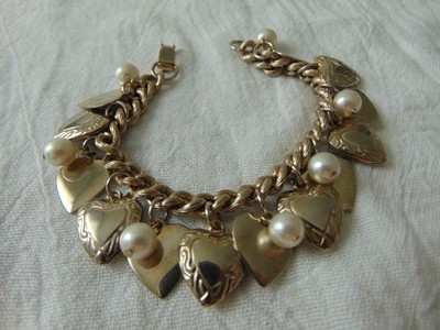 vintage pearl and hearts charms dangles cha-cha bracelet