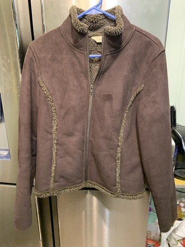 Vintage LLBean Faux Suede Sherpa Jacket Etched Design on Shoulders Back Size M - Picture 2 of 5