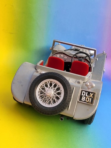 Diecast Burago-Italy 1:18 1937 JAGUAR SS 100 very nice miss 3 wheels hubcups. - Foto 19 di 23