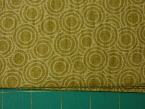 QUILT FABRIC -HALF METRE - LIME GREEN- NEW - Picture 2 of 2