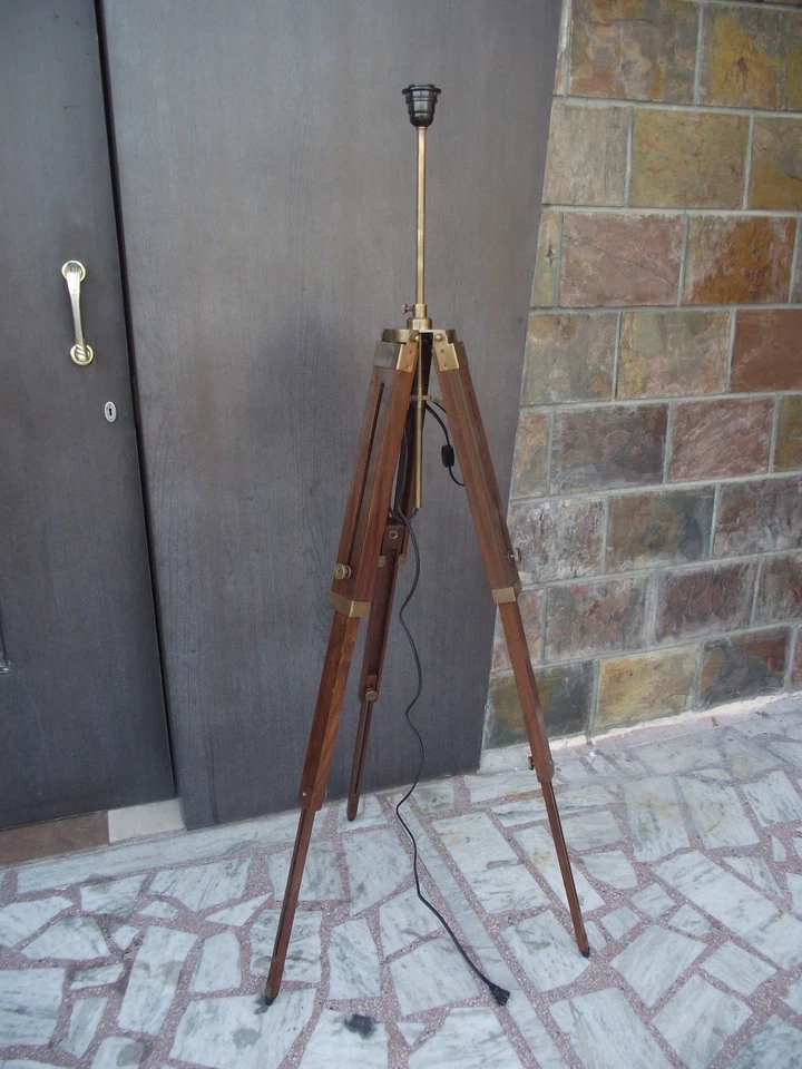 ROYAL NAUTICAL TRIPOD FLOOR ANTIQUE LAMP WOODEN TRIPOD LAMP STAND SHADE TRIPOD Foto 2 de 4