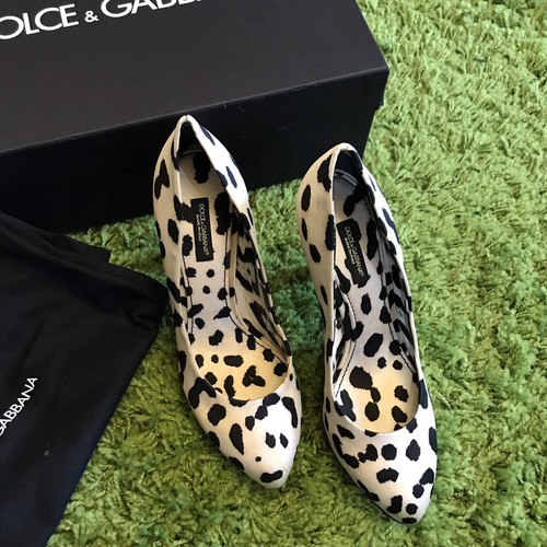 Neu im Karton Dolce & Gabbana Satin Pumps weiß Animalprint Gr. 36 - Bild 1 von 6