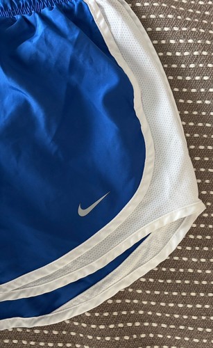 Pantalones Cortos Dri-Fit Grandes Nike Para Mujer Correr Atléticos Azul Blanco Forrados Usados en Excelente Condición L - Imagen 2 de 11