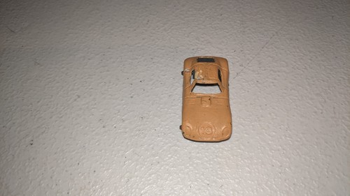 Vintage Tootsietoy CHEETAH Race Car #18 Yellow Color 1:87 Scale Diecast Metal - Picture 4 of 5