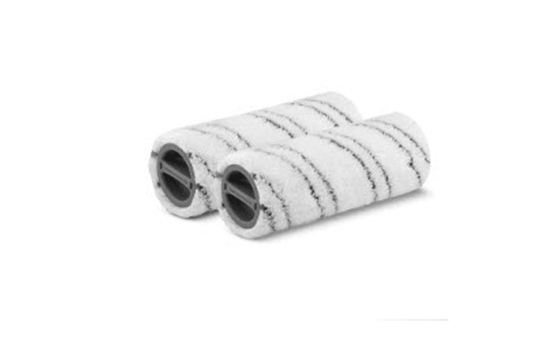 Rouleaux gris aspirateur nettoyeur pour une maison propre après le repas