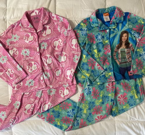 Lot of 2 - Girl's 2 Pc. Button Up Pajama Sets (4 pc.), Medium 7/8, ICarly Barbie