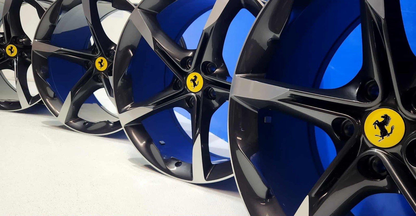 20" FERRARI 488 Factory OEM Wheels Rims GENUINE TWO TONED  FORGED STRADALE