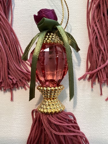 5 Tassel Christmas Ornaments Fancy Dark Pink Ribbon Roses Plastic Gem 6” Long - Picture 2 of 9