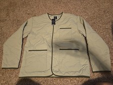 Original Use Green Sage Lightweight Quilted Shirt Jacket Large Pockets Front
