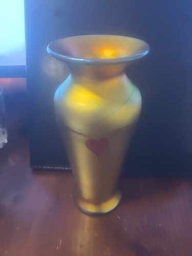 7" Lundberg Studios Art Glass Vase Gold Luster Red Hearts 1997 Signed & Numbered - Picture 3 of 9