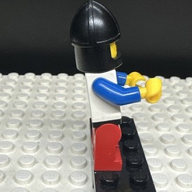 LEGO Castle Royal Knight 1 White Minifigure cas061 6046 Hemlock Stronghold