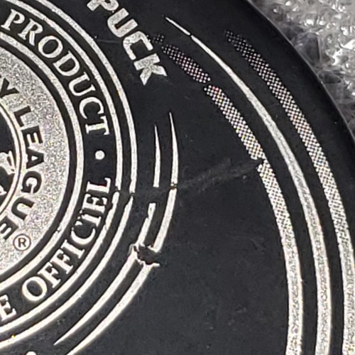 WILKES BARRE SCRANTON PENGUINS ๐ง MASCOT TUX #99 COLLECTORS PUCK MADE IN ๐ธ๐ฐ - Picture 6 of 10