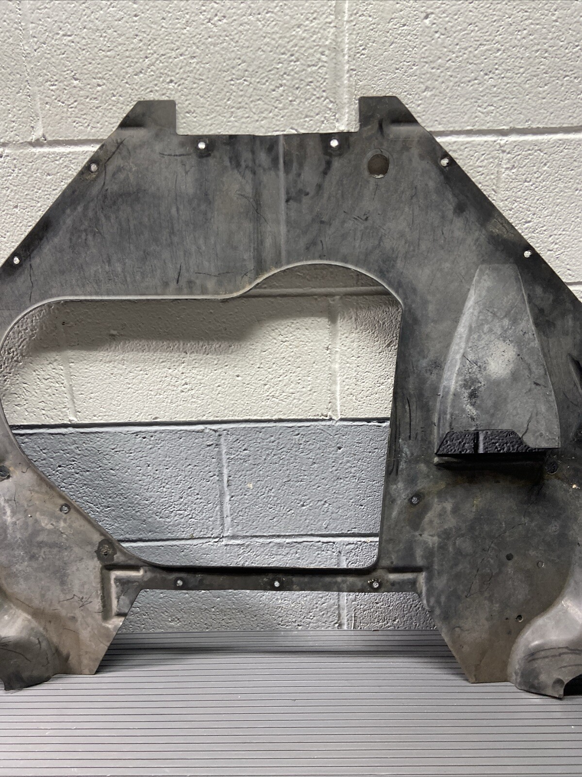2008-2015 Audi R8 Spyder Floor Pan Underbody Splash Shield OEM Genuine Part NOTE