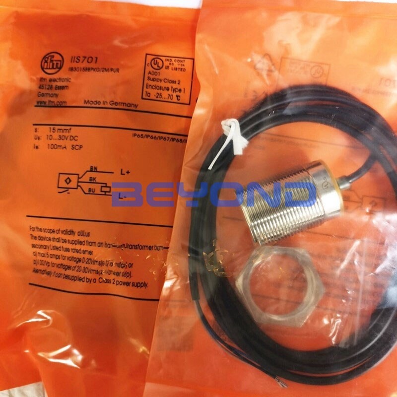 1PC NEW FOR IFM Proximity switch sensor IIS701