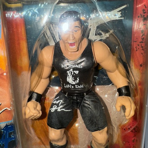 WWE Jakks Pacific 1999 Ken Shamrock Survivor Series Signature Series 4 Figure - Picture 2 of 3