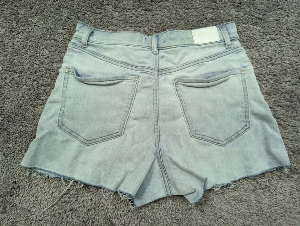 Shorts Express Feminino W:29" Hot Pants Azul Denim Cintura Alta Cortado - Imagem 4 de 4