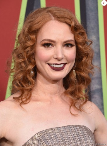 Alicia Witt Nude Shoulder Suit 8x10 Picture Photo Print | eBay