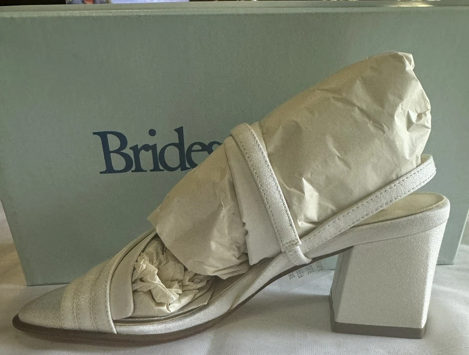 Sandalias de tacón alto Bridesmaids by Dyeables Lauren blancas de lujo para mujer 6-1/2 B Foto 4 de 4