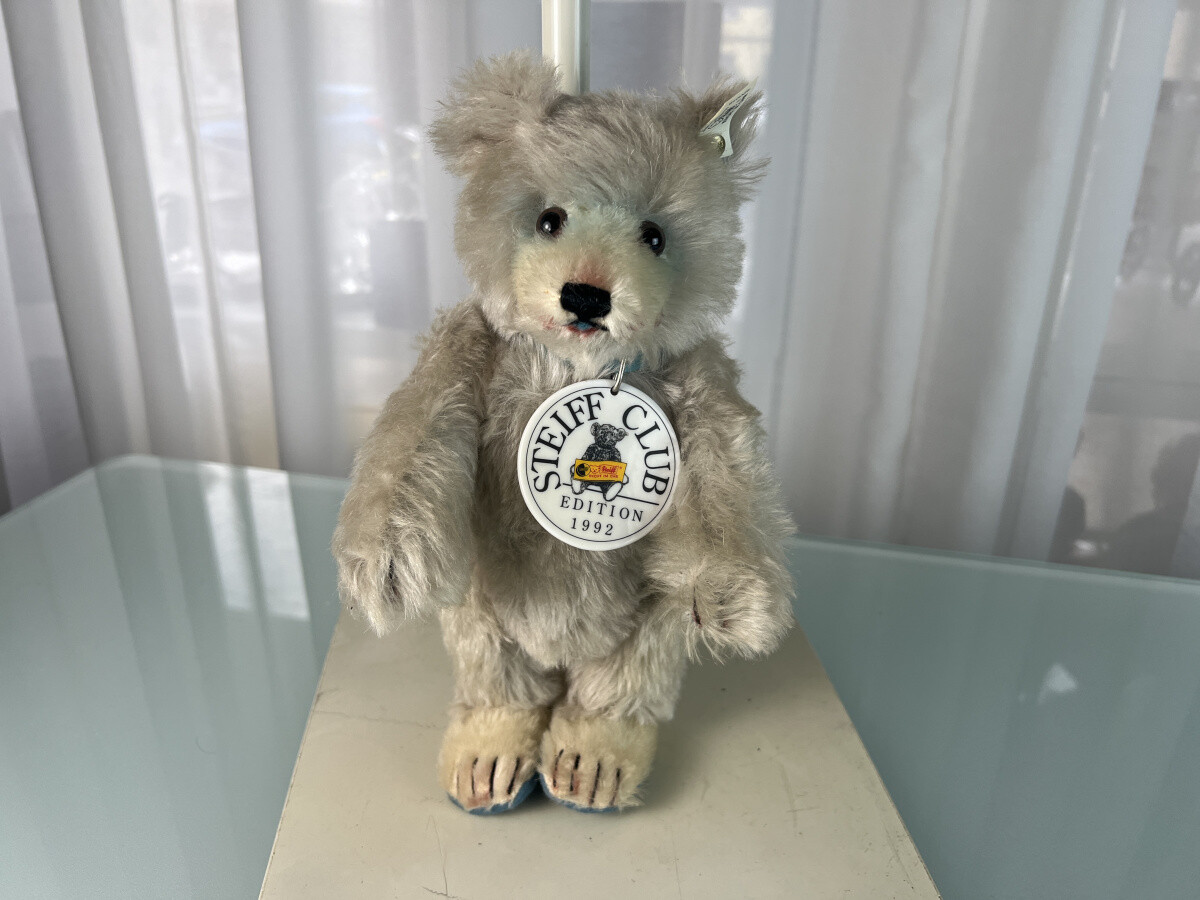 Steiff ベビージャンパー Steiff Tier 420016 Club 1992 Teddy Bär 28 cm. Leicht