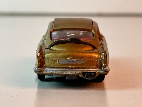 Corgi No. 261, James Bond 007 Aston Martin, Nice Original - Picture 9 of 16