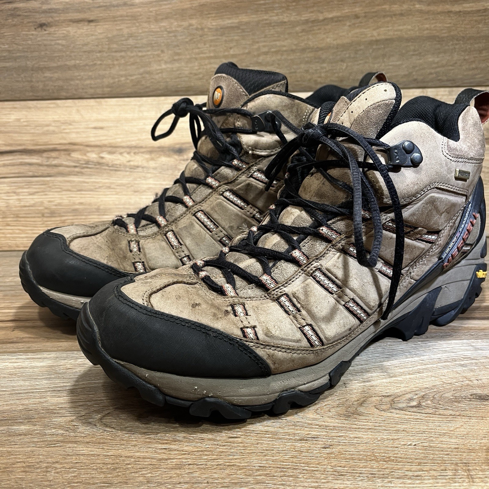 Stivali da trekking Merrell Outland Mid impermeabili marroni Vibram Gore Tex da uomo taglia 13