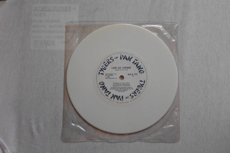 TYGERS OF PAN TANG RENDEZVOUS MCA RECORDS 7" WHITE VINYL SINGLE + PLASTIC SLEEVE - Image 2 of 2