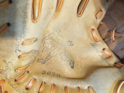 Guante de béisbol profesional deportivo para zurdos grano superior cuero de vaca Japón acolchado DuroFlex - Imagen 17 de 21