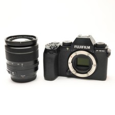 Fujifilm Fuji X-S10 Black  XF 18-55mm Lens Kit 212