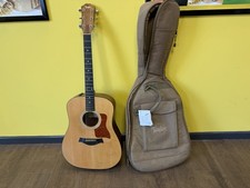 TAYLOR 110E Acoustic Guitar With Soft Case