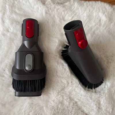 Dyson 2x Bürstenaufsatz Düse grau Kunststoff für V7 V8 V10 V10 Absolute V11 - Bild 1 von 3