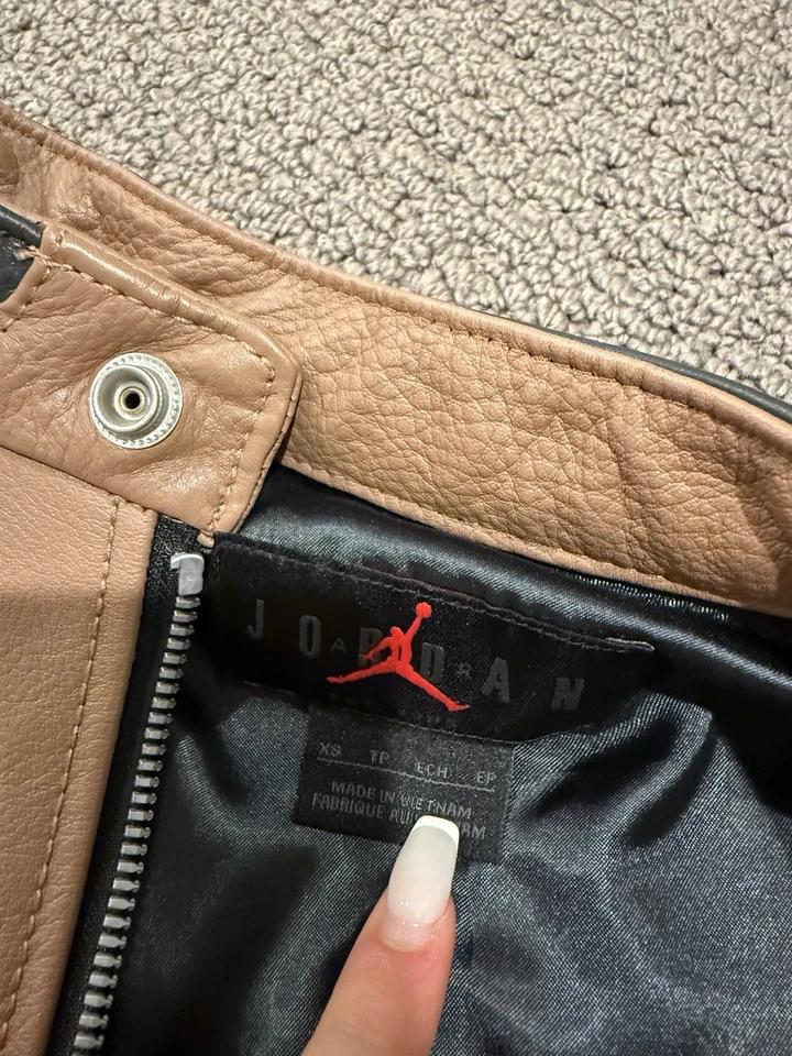 Куртка Nike x Travis Scott W J SP TS - Изображение 2 из 3