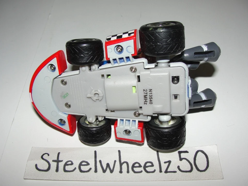 Nintendo Mario Kart Mario Remote Control Vehicle RC 27 MHz NO CONTROLLER 5" Long - Image 4 of 4