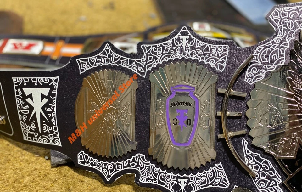 CINTURÓN DE TÍTULO RÉPLICA CAMPEONATO "SERIE FIRMA" UNDERTAKER 30 AÑOS LATÓN 4mm Foto 3 de 4