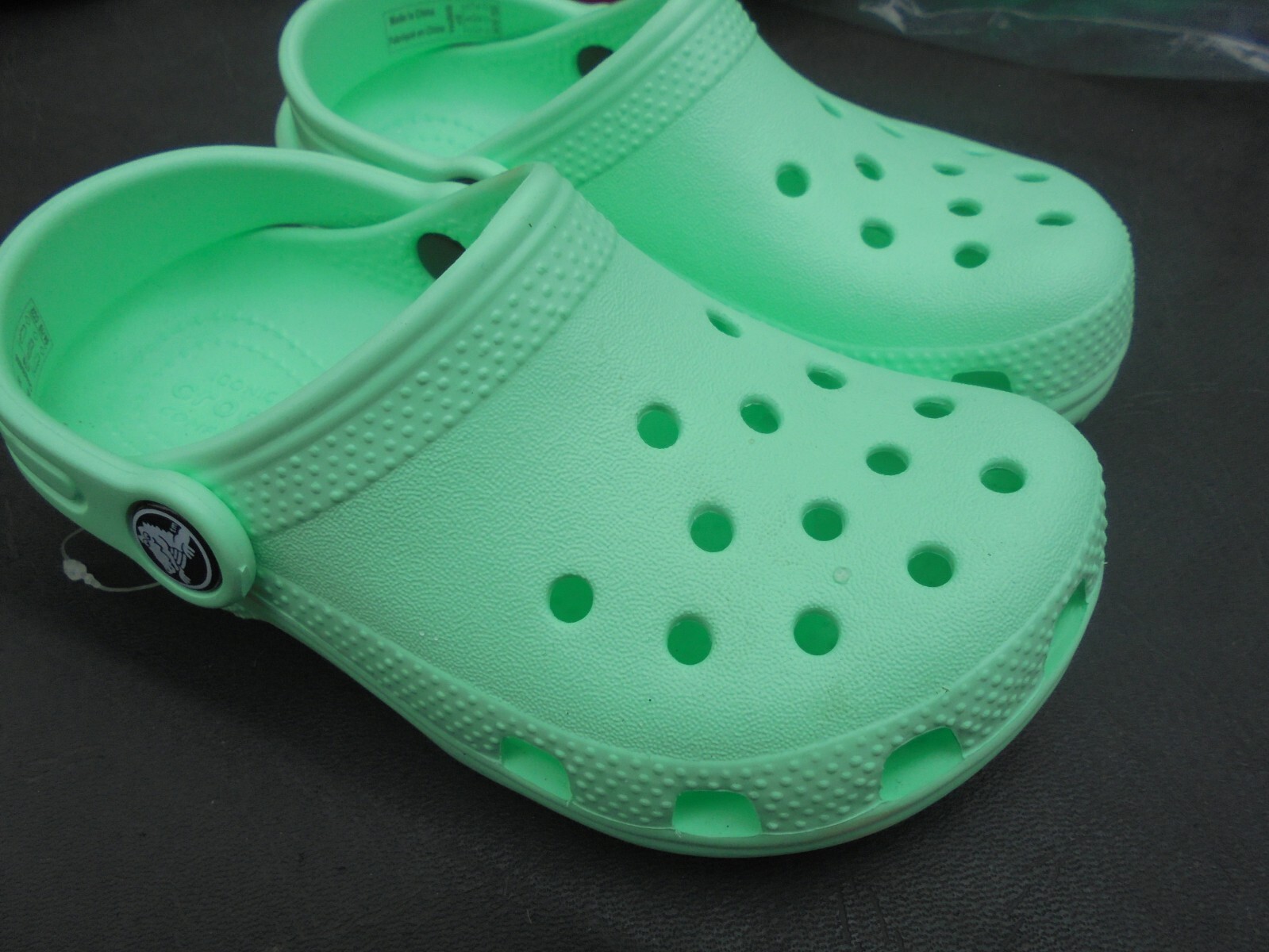 New Crocs Classic Clog Childs 10 Pistachio