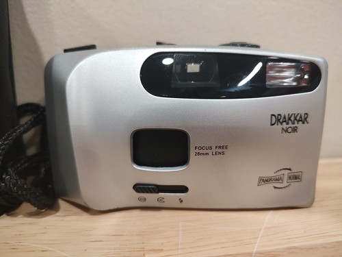 Rare Drakkar Noir Promotional Camera 28mm Lens Camera Panorama-Normal, With Case - Picture 3 of 19