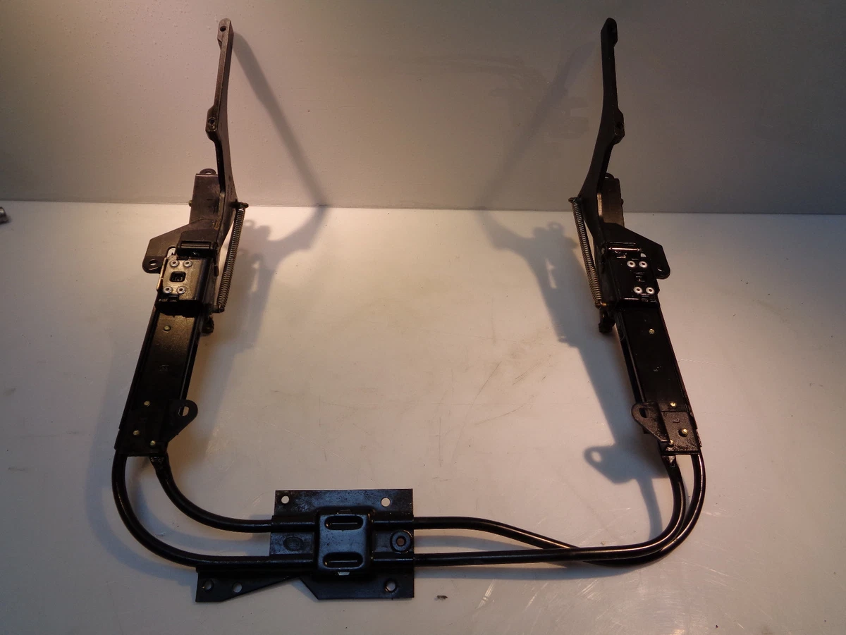 BMW K1100LT Windshield adjuster chassis c/w mechanism BMW PtNr 