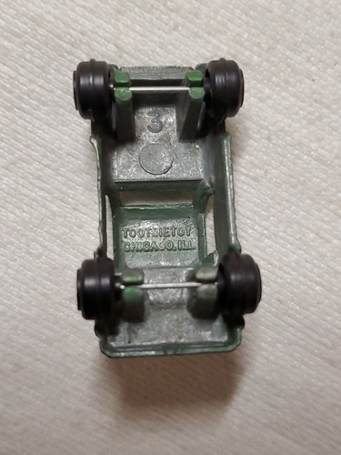 Vintage TootsieToy Diecast Green Pickup Jeep ● Excellent● - Picture 7 of 14