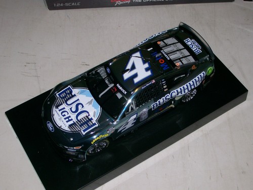 Kevin Harvick 2023 Lionel Racing #4 Busch Light 1 of 84 Nascar 1:24 Diecast - Picture 10 of 15