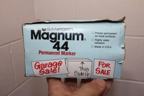 VINTAGE Sanford Magnum 44 pennarello permanente inchiostro rosso xilene puzzolente - CUSTODIA DA 12! - Foto 16 di 18