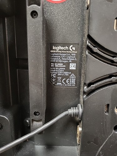 Logitech G G920 Driving Force Rennlenkrad / Logitech Padal - ungetestet - Bild 10 von 11