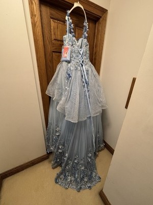 NEW Dancing Queen Quincineara Prom Dress Gown XXL Light Blue NWT