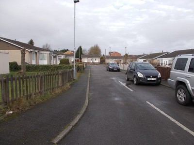 Photo 6x4 Northlands - Common Lane Royston/SE3511  c2017