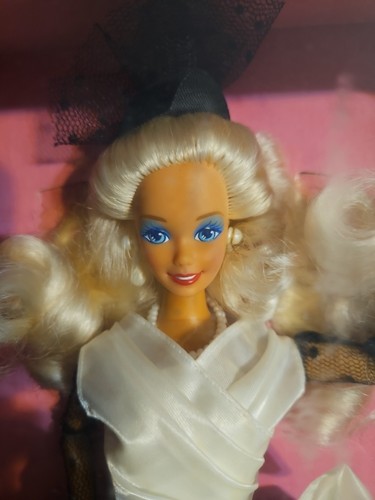 1992 Satin Nights Barbie #1886 Limited Edition Neu - Bild 2 von 20