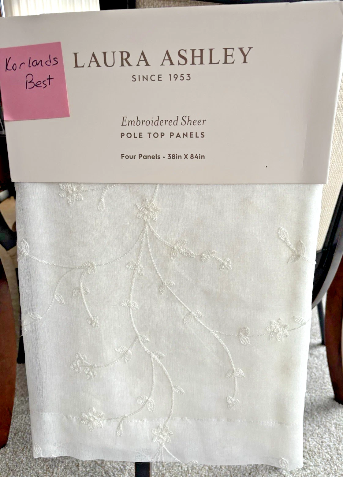 Laura Ashley Window Curtains 4 FOUR Panels 38 x 84 White Sheer Cream Embroidered
Opens in a new wind