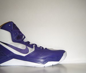 nike hyperdunk morados