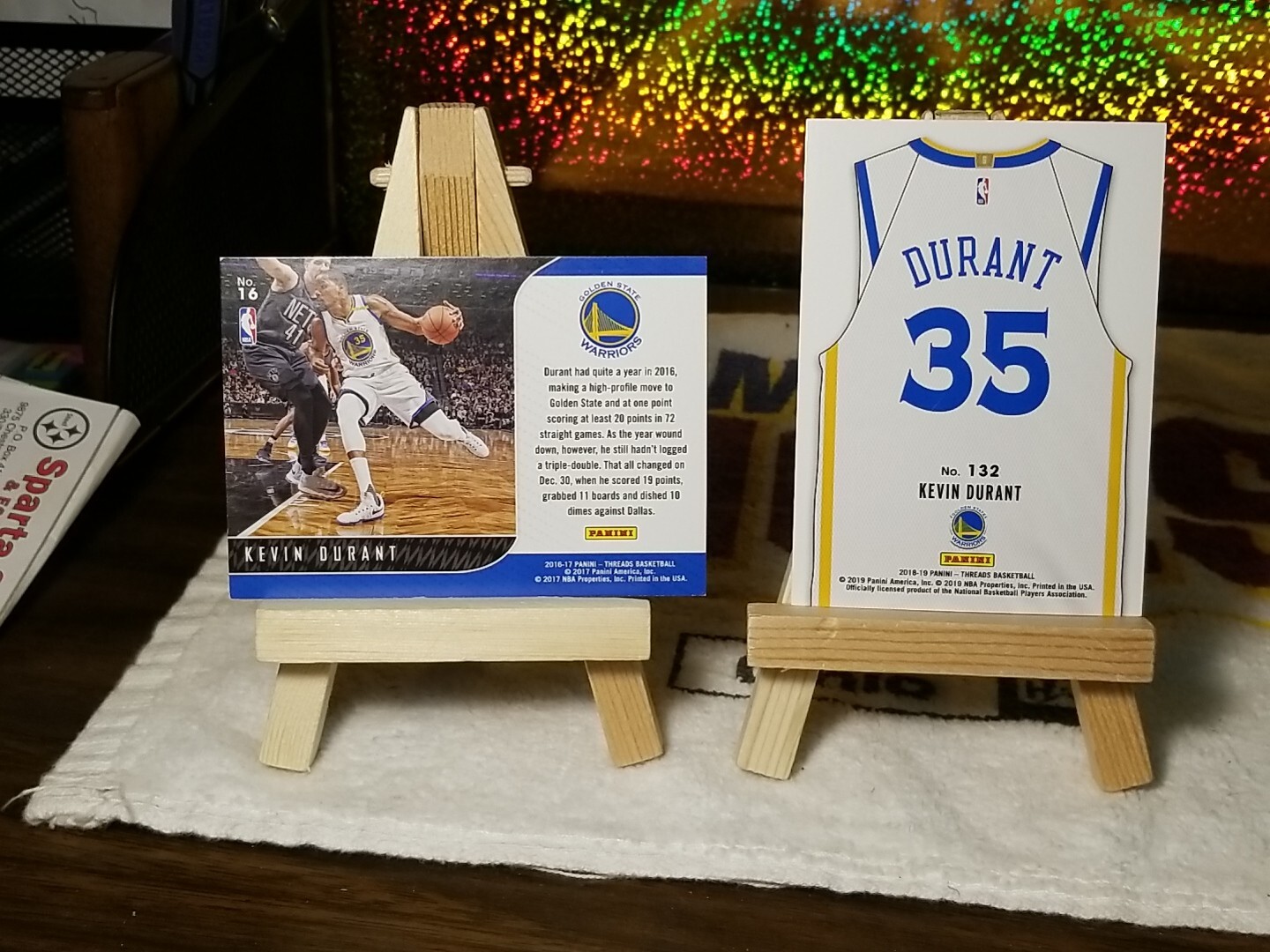 Maglietta Panini Threads Association 2018 19 SSP Kevin Durant #132 & Sedile fila anteriore