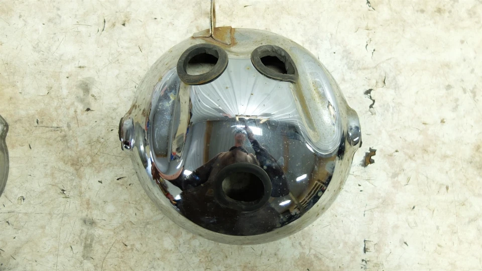 82 Suzuki GS1100 GS 1100 GL headlight head light housing bucket - Image 2 of 4