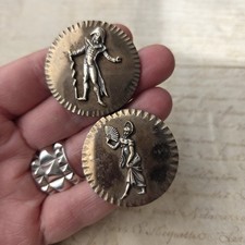 2 BOUTONS XIXè Incroyable Merveilleuse Anciens en Acier Bronze Argenté 38 mm
