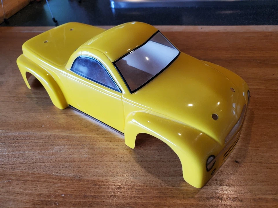 1/18TH TRUCK BODY FOR HPI MICRO RS4 XRAY M18 PAINTED SUPER NICE AND NEW YELLOW - Image 2 of 4